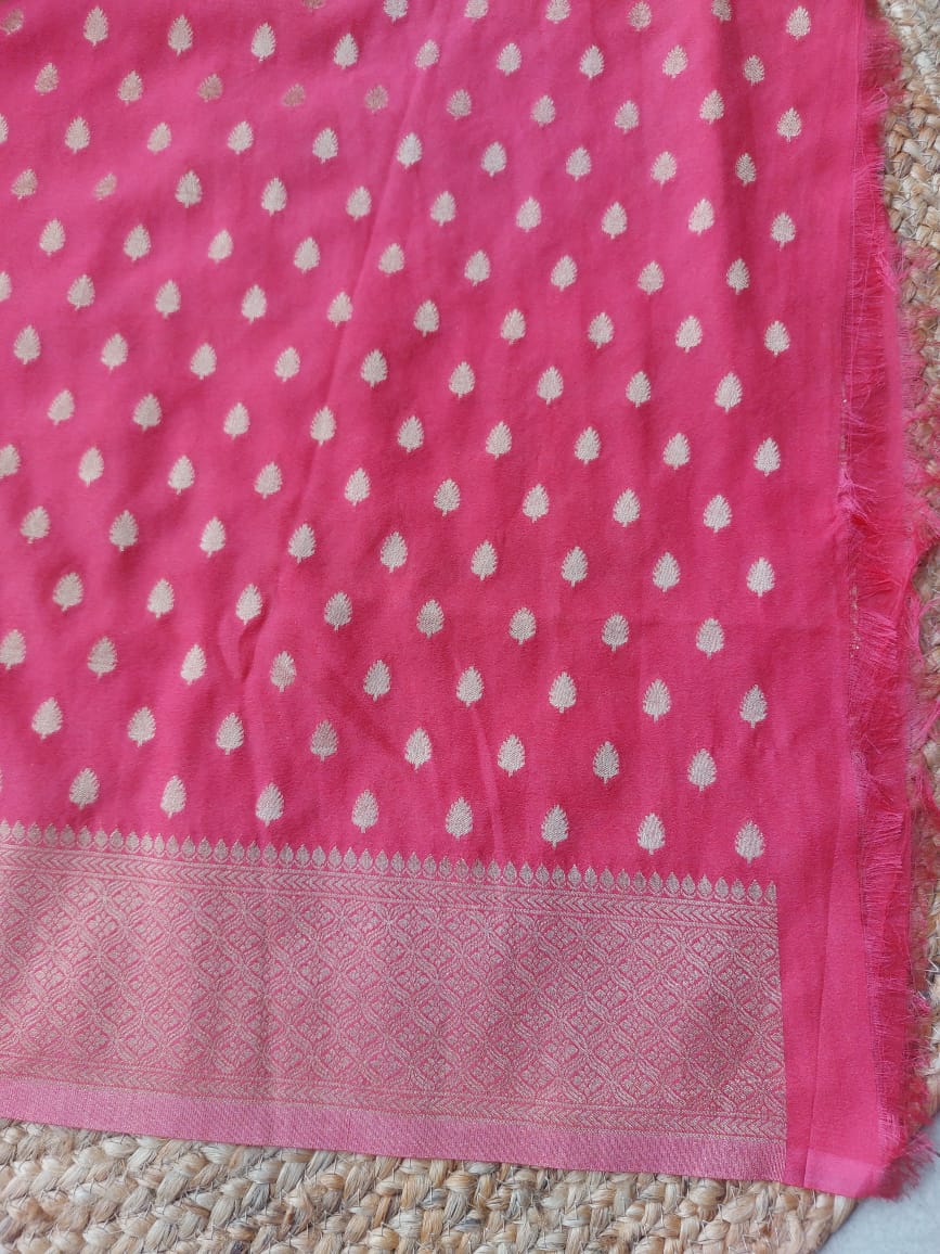 Pure Georgette Geometric Pattern Pink Saree