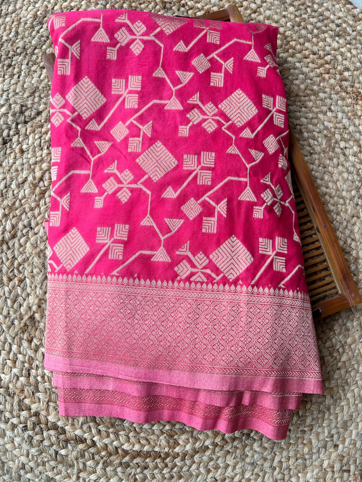 Pure Georgette Geometric Pattern Pink Saree