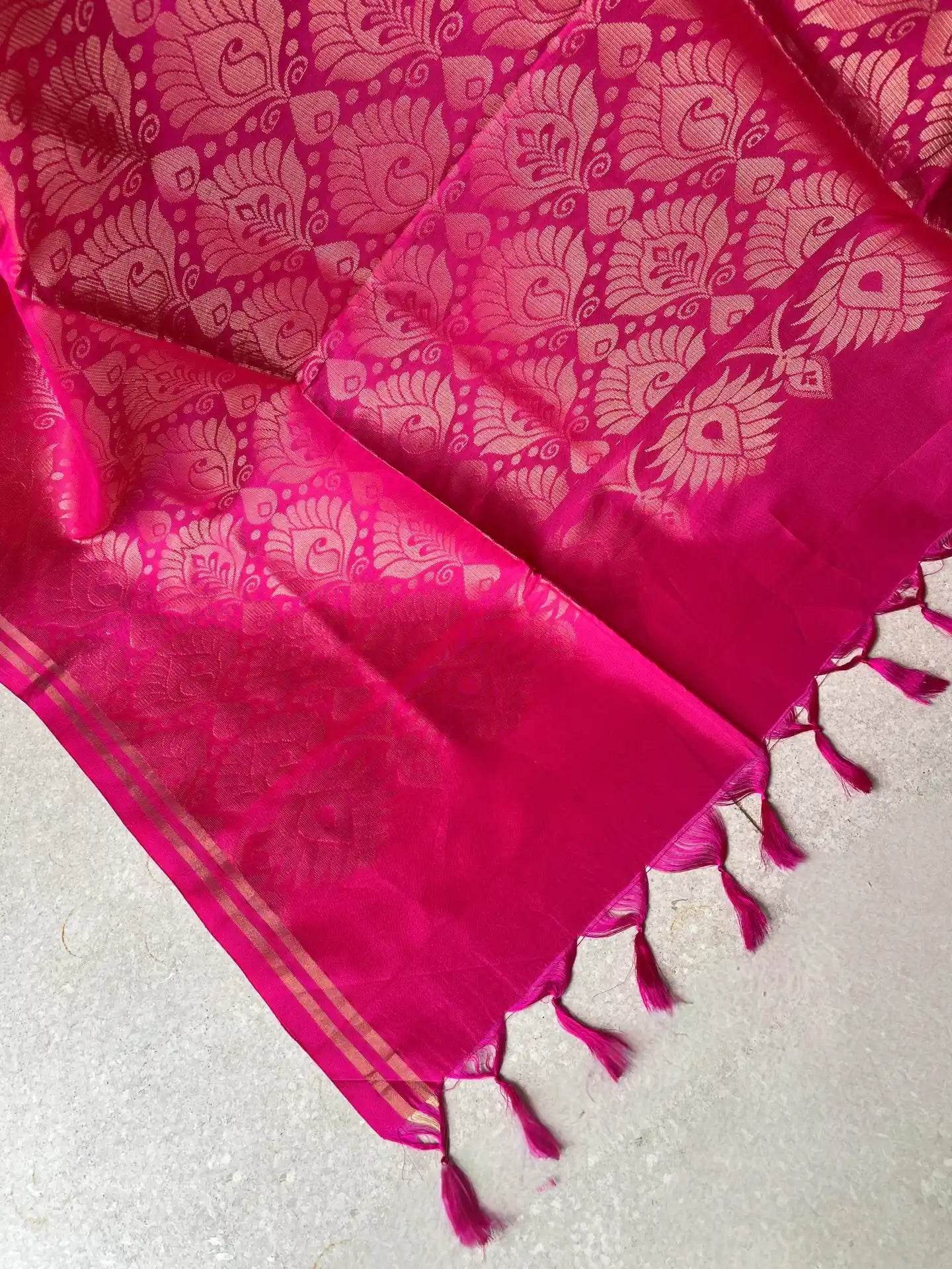 Kanjivaram silk lemon green sari