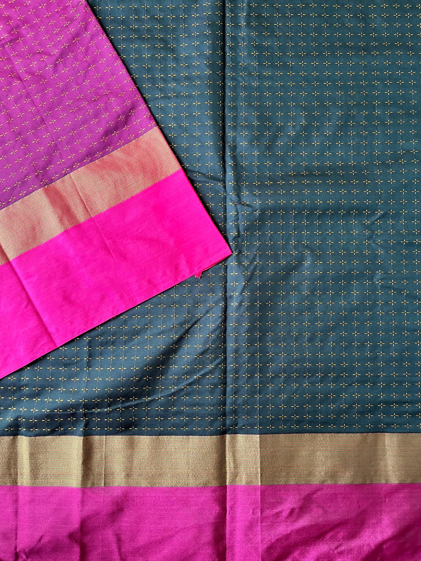 Arani Pattu green saree
