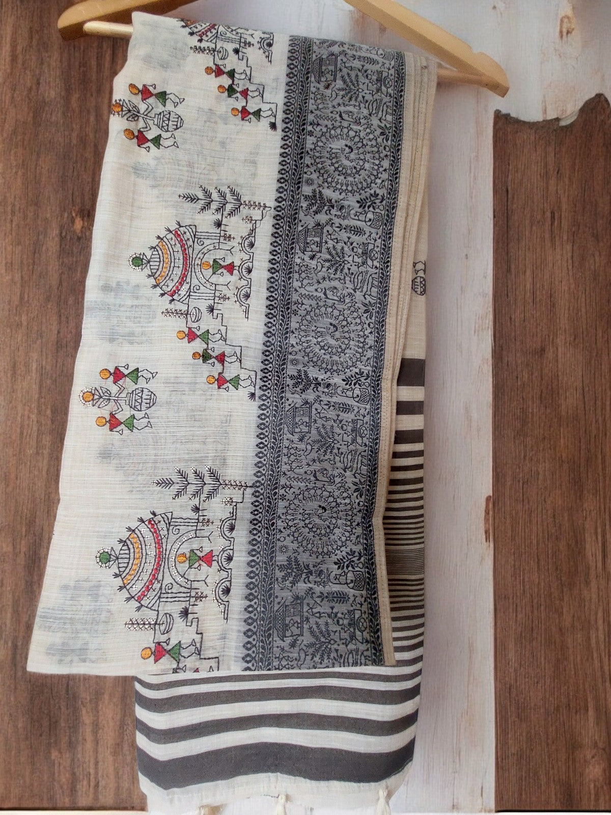 Warli Embroidery in Mul Cotton Mix Saree