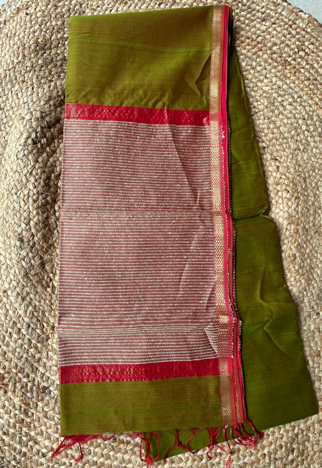 Pure Handloom Maheshwari Mehendi Green Saree