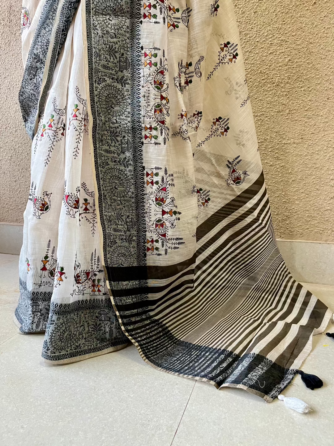 Cotton Mix Beige with black border Warli Embroidery Saree