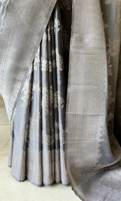 Chiffon silk with Banaras pattern grey saree