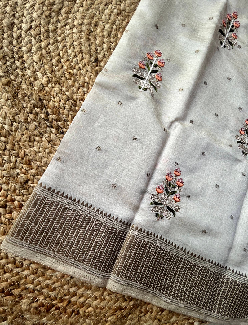 Tussar Mix In Beige With Copper Border