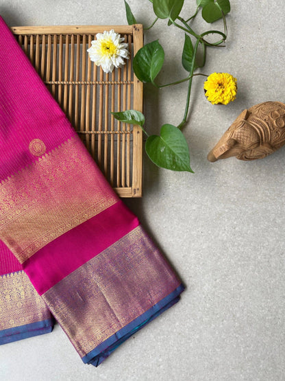Pure handloom kanjivaram silk magenta saree