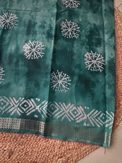 Bagalpuri Silk With Boutique Print  Bottle Green Saree